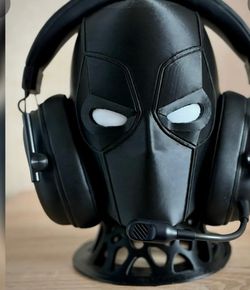 Superhero Mask Headphone Stand | 3D Printed | Gaming Desk Decor