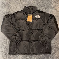 Brand new WITH TAGS “The North Face” 1996 Retro Nuptse 700 Puffer Jacket