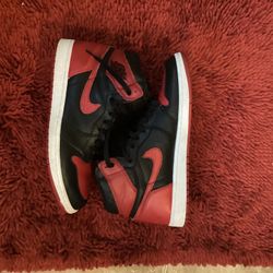 2016 BRED (BANNED ) 1s sz 11.5 9/10 condition 