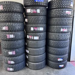 33X12.50R17 SET OF 4 MUD TIRES WITH INSTALLATION AND BALANCING 