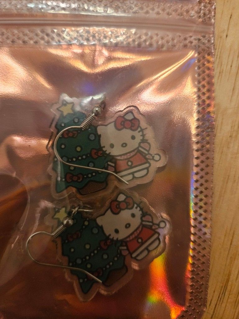 Hello Kitty Earrings 