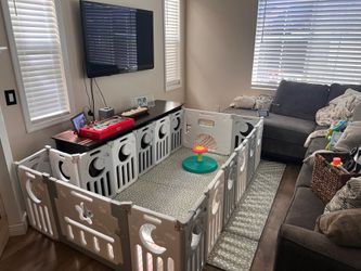 Baby gate