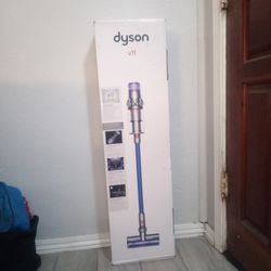 Brand New Dyson V11 Vacuum 