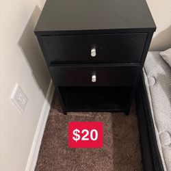 3-Piece Furniture Bundle ( Table)