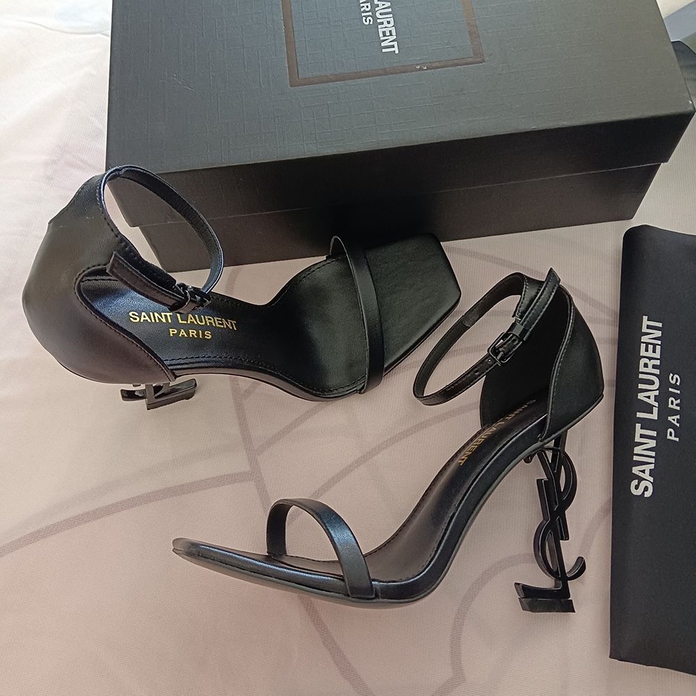 Saint Laurent Opyum Sandals In Patent Leather