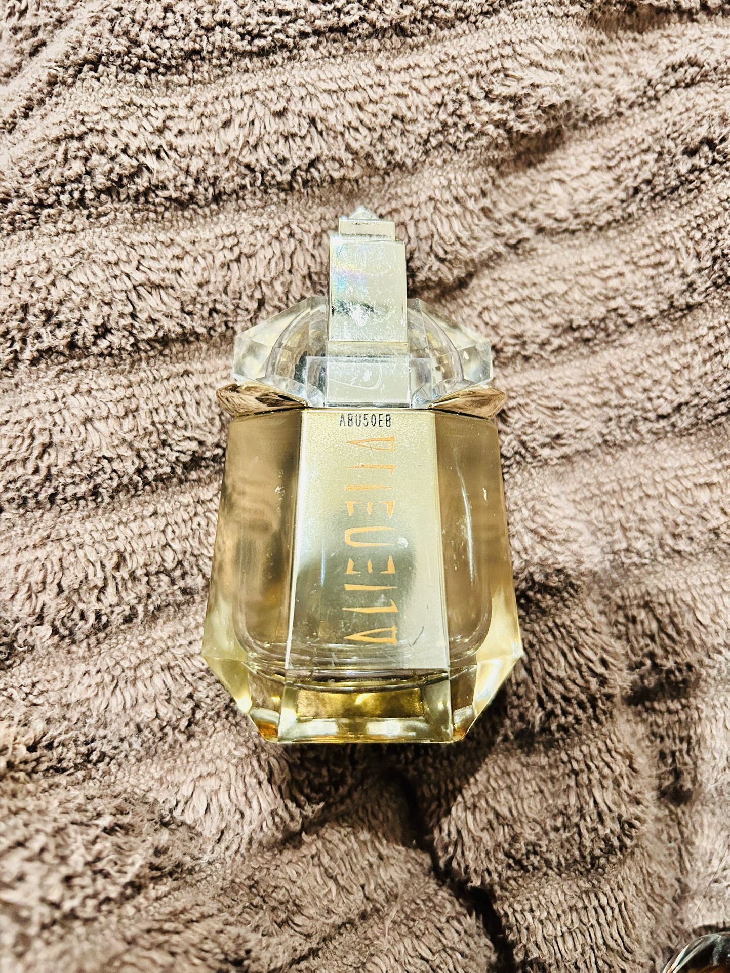 Perfume Alien Goddess