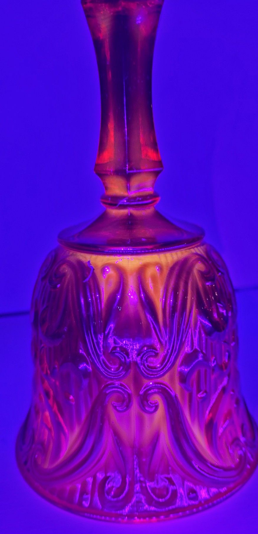 L.E Smith Selinium Glass Ruby Red 40th Aniversary Bell