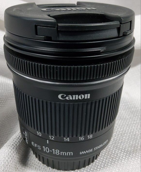 Canon Zoom Lens for Digital Cameras EF-S 10-18mm f/4.5-5.6 IS STM