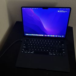 MacBook Air 13.6" Laptop - Apple M2 chip - 8GB Memory - 256GB SSD