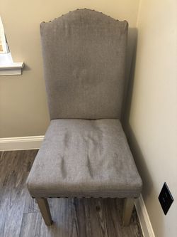 4 Dining Chairs $15 Each