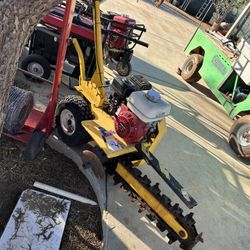 Ground Hog Trencher With Honda motor 
