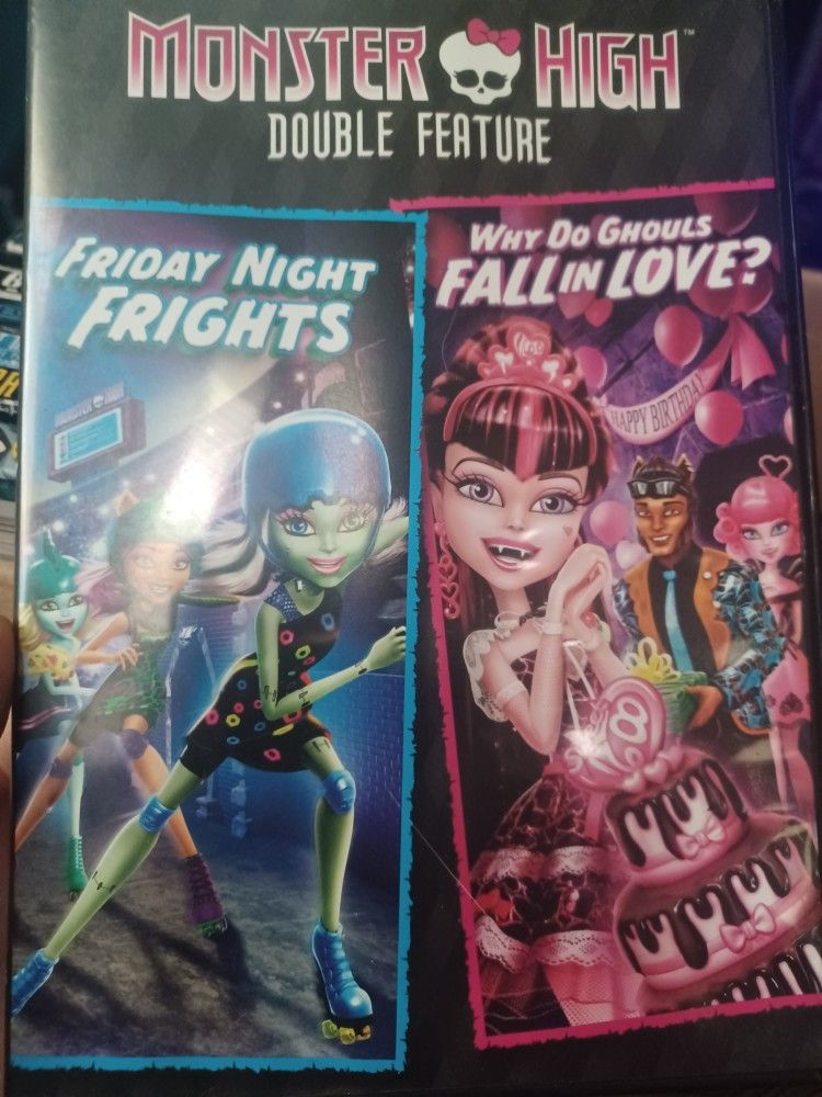 Monster High Double Feature "Friday Night Frights & Why Do Ghouls Fall In Love?)