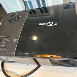 Optoma EP761 Projector