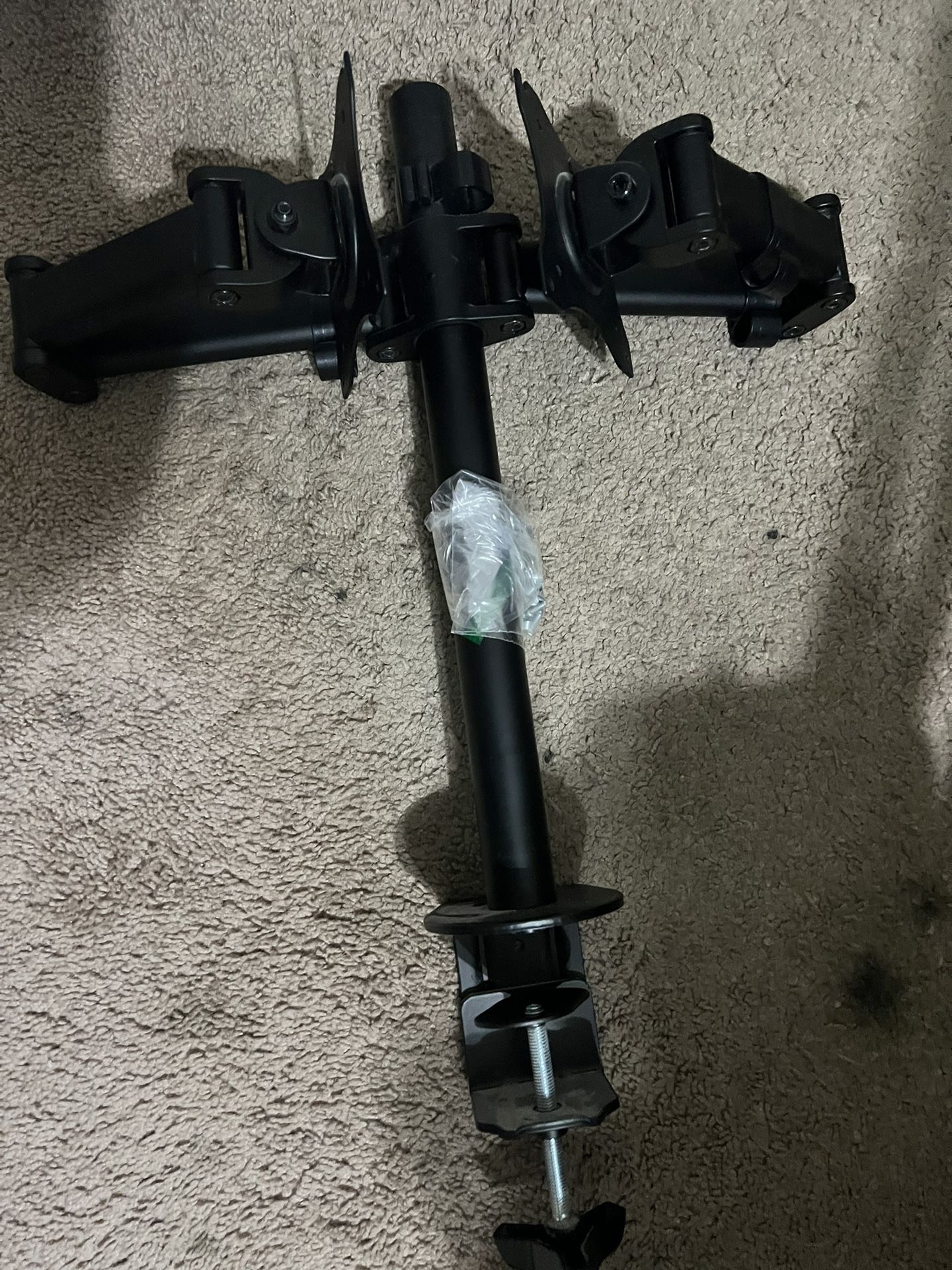 Dual Monitor Arm