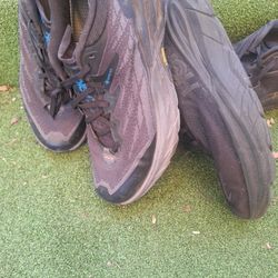 Hoka Shoes 11