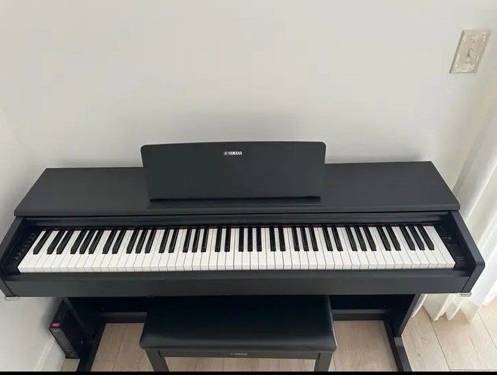 Yahama- Arius-YDP-144 Digital- Electric-Piano