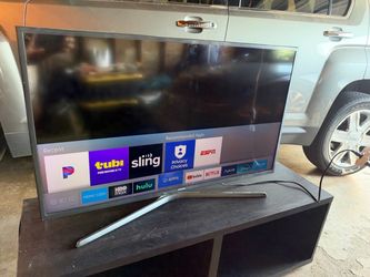 MOVING SALE 40 INCH SAMSUNG