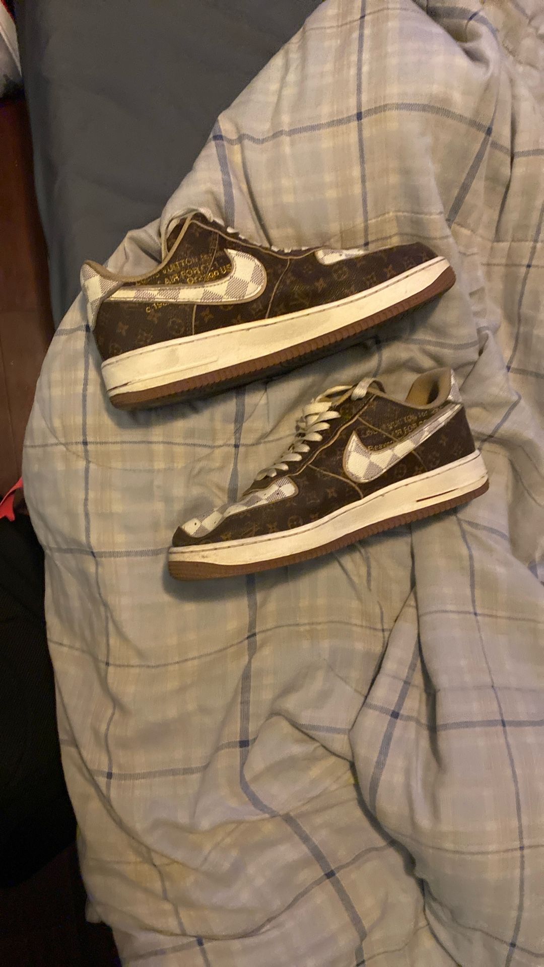 Louis Vuitton  & Accessories