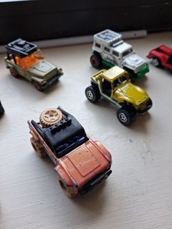 MIXED HOTWHEELS AND MATCHBOX JEEPS AND DUNNE BUGGY GREAT COLLECTION