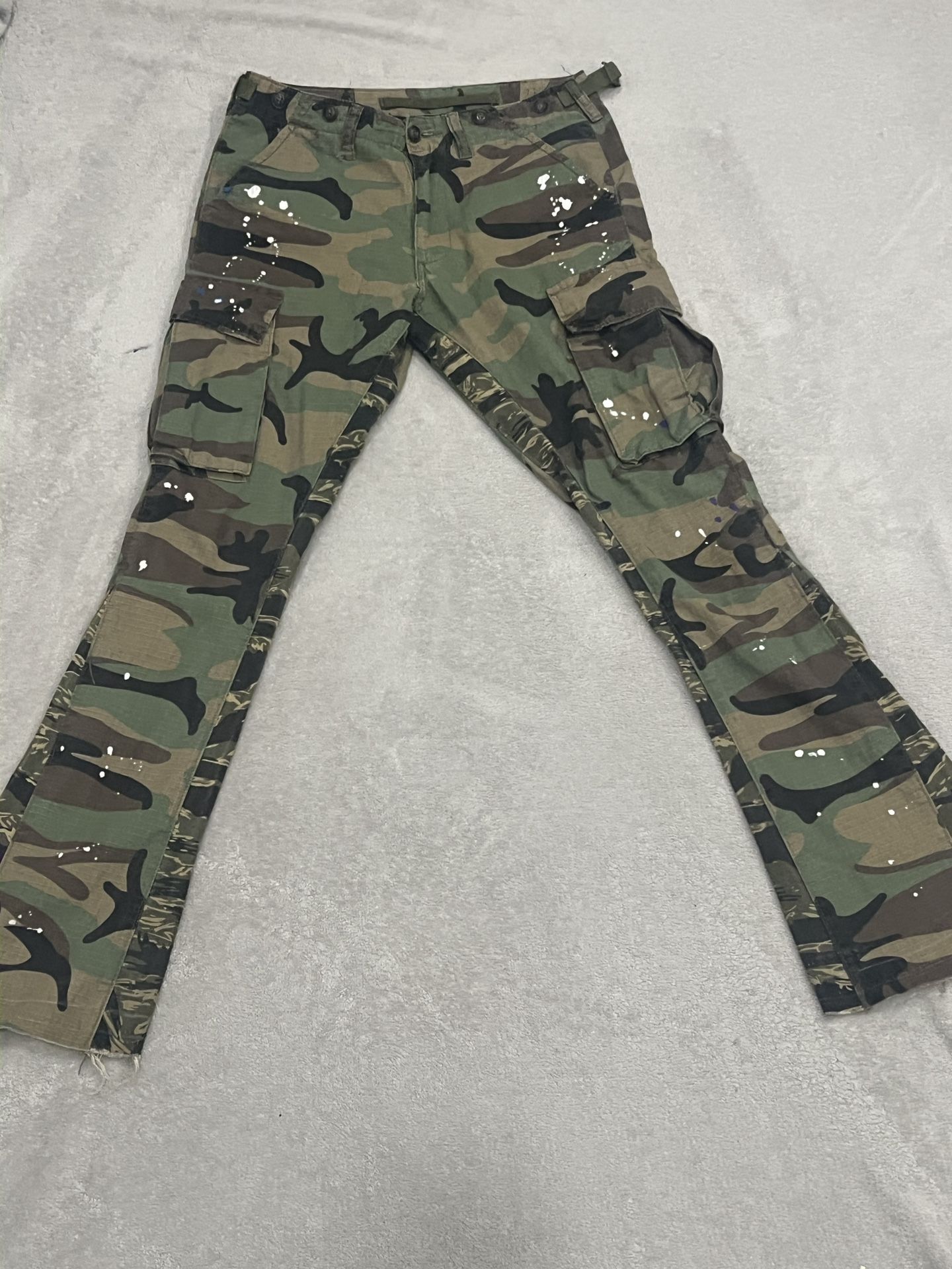 mnml brand camo pants