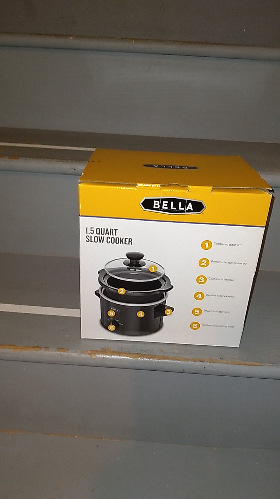 BELLA 1.5 QUART SLOW COOKER