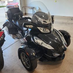 2010 Can Am SPYDER RT