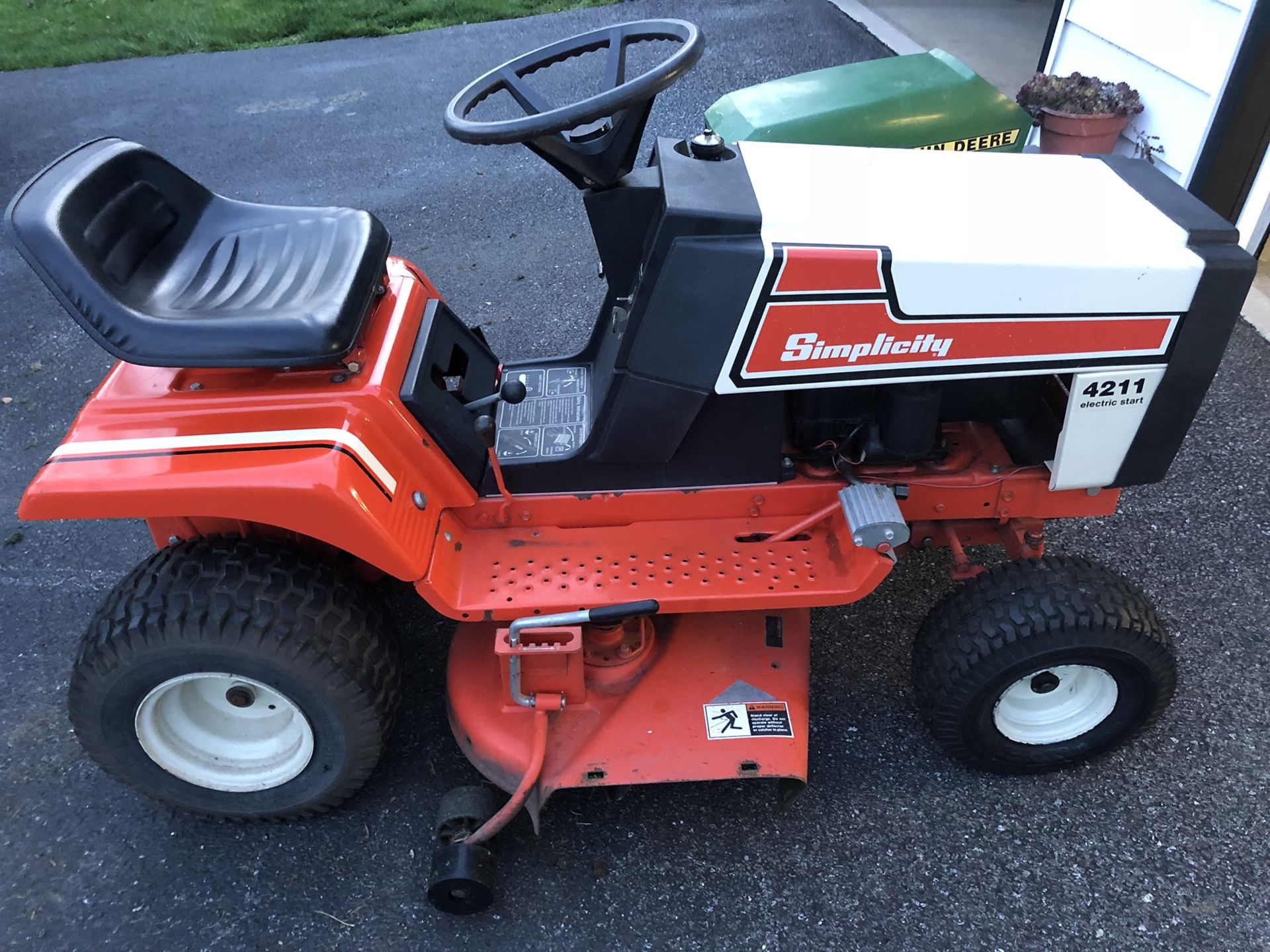 Simplicity 4211 riding mower