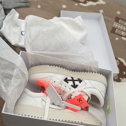 Off white trainers