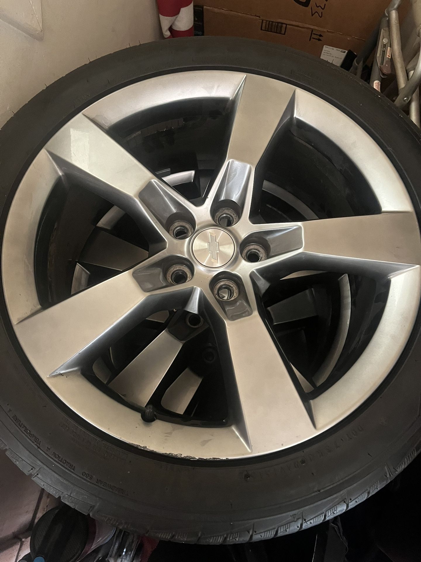 12th Generation 20 Inch Camaro Rims And Perfect Tires