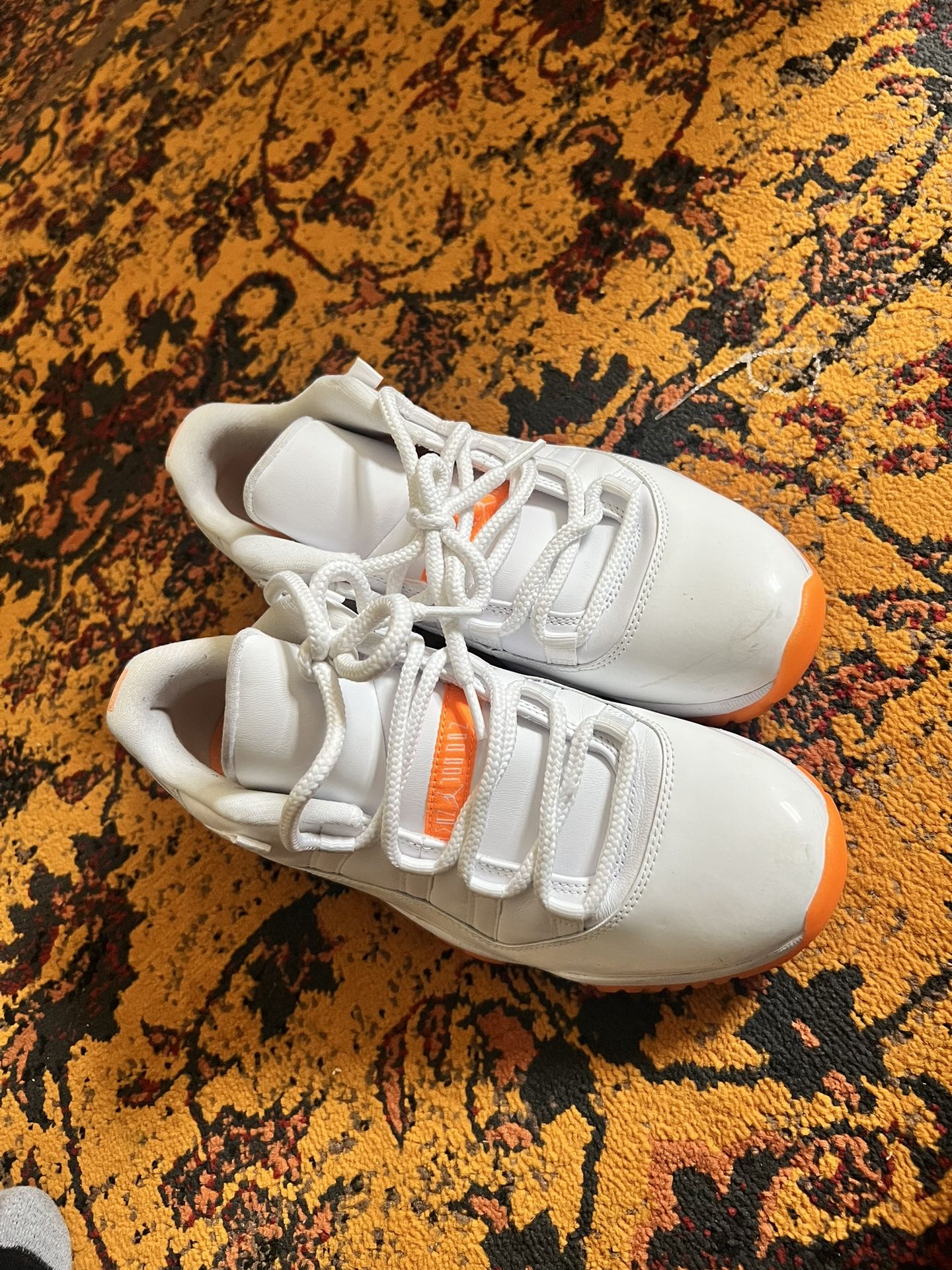 Jordan 11 Retro Low “Citrus” – Women’s 9.5 (Extra Laces) 