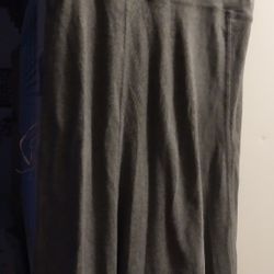 Ladies XS Gray Skirt 