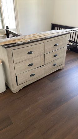dresser
