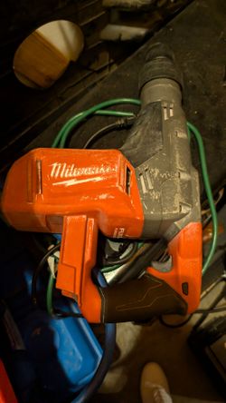 SDS MAX MILWAUKEE CORDLESS