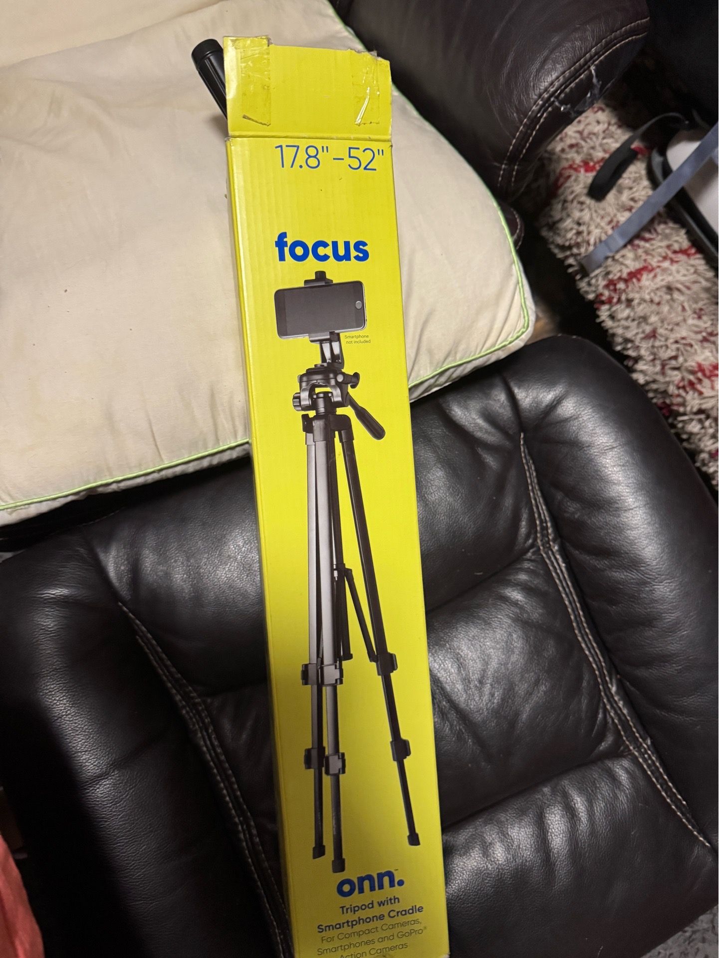 Cellphone tripod