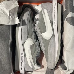 DS Nike LD Waffle x Sacai x Fragment “Light Smoke Grey - Mens