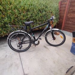 ELECTRIC BIKE OUT BACK 26

7 - Speed Lithium Powered

Eco-Friendly 