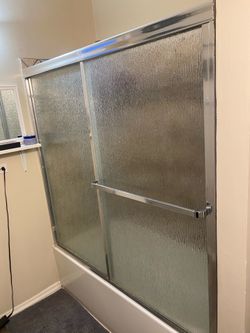 Tub/Shower Sliding Doors