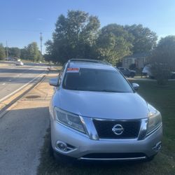 2014 Nissan Pathfinder