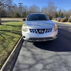 2014 Nissan Rogue Select