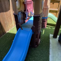 FREE - Outdoor Play Center!