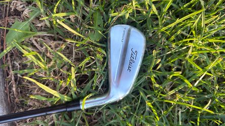 Titleist t250u
