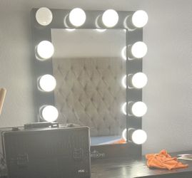 Impression Vanity Hollywood Mirror 