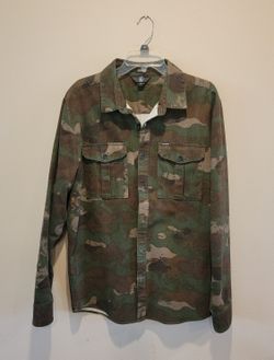 Classic Fit Volcom Military Print Long Sleeves Button Up Shirt  