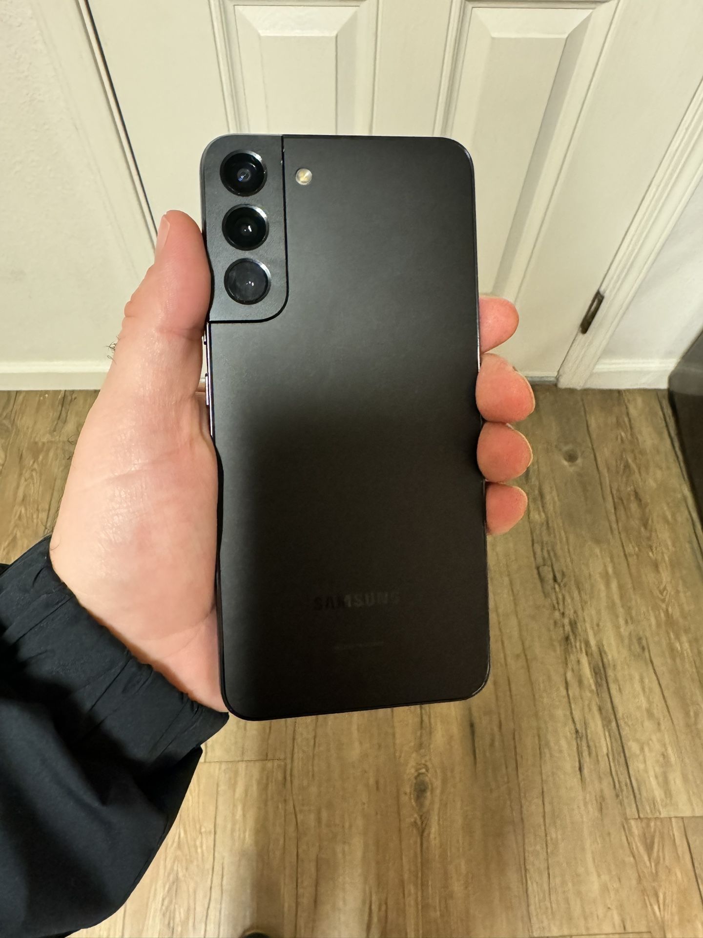 Galaxy S22 plus 128gb Unlocked