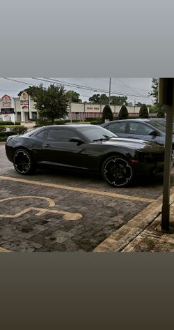 22 inch Giovanna Dalar rims with Pinellas Scorpion Tires