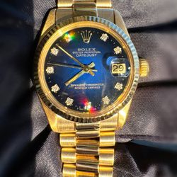 Rolex President 31 31mm Midsize Yellow Gold Factory Blue Vignette Gradient Factory Diamond Dial Ladies Watch 6827 fluted bezel