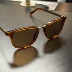 Madewell Sunglasses – Unisex – Gold Side Arms – Excellent Condition