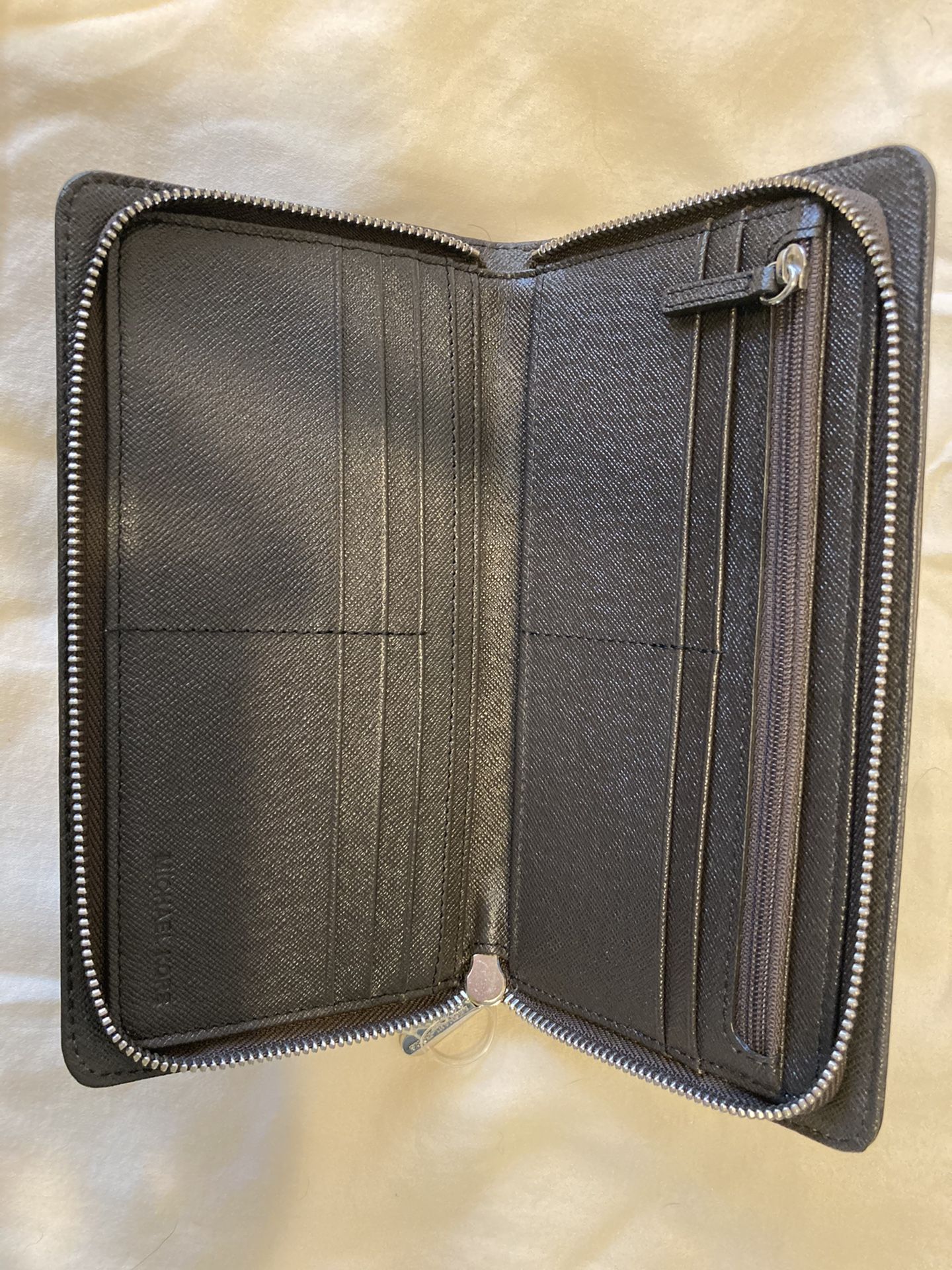 Michael Kors Hamilton Wallet - New w/o tags