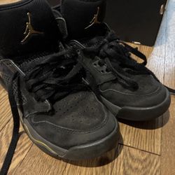 Jordan Mars 270 Youth