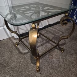Accent Table 